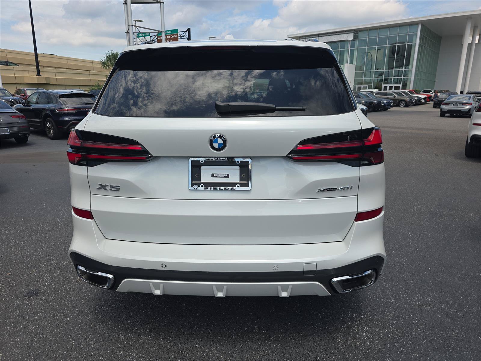 Certified 2024 BMW X5 xDrive40i w/ M Sport Package AWD/4WD image 4