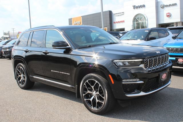 Used 2025 Jeep Grand Cherokee Summit