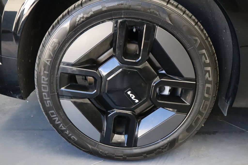 Used 2024 Kia EV9 GT-Line AWD/4WD image 11