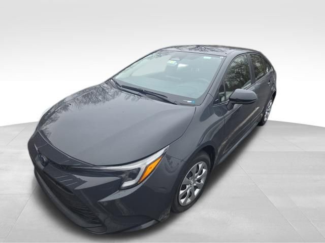 Used 2024 Toyota Corolla LE image 9