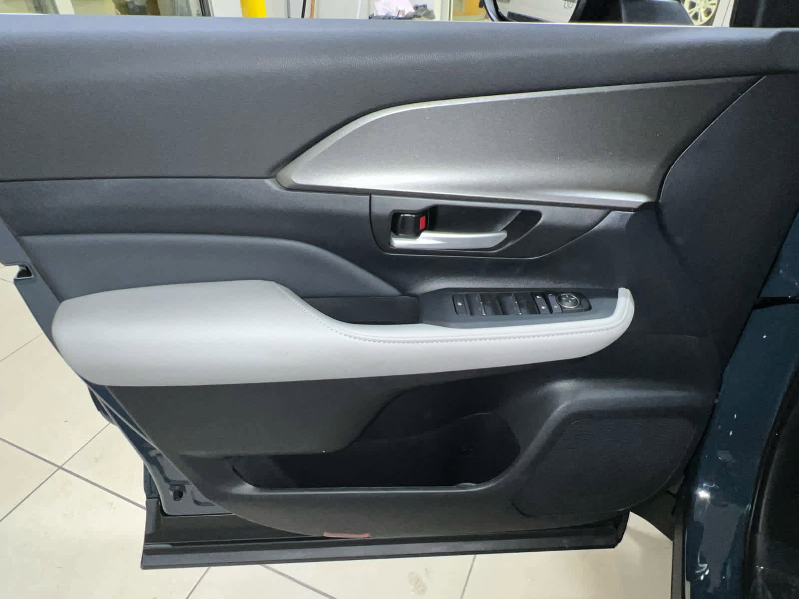 New 2026 Toyota Grand Highlander XLE image 13