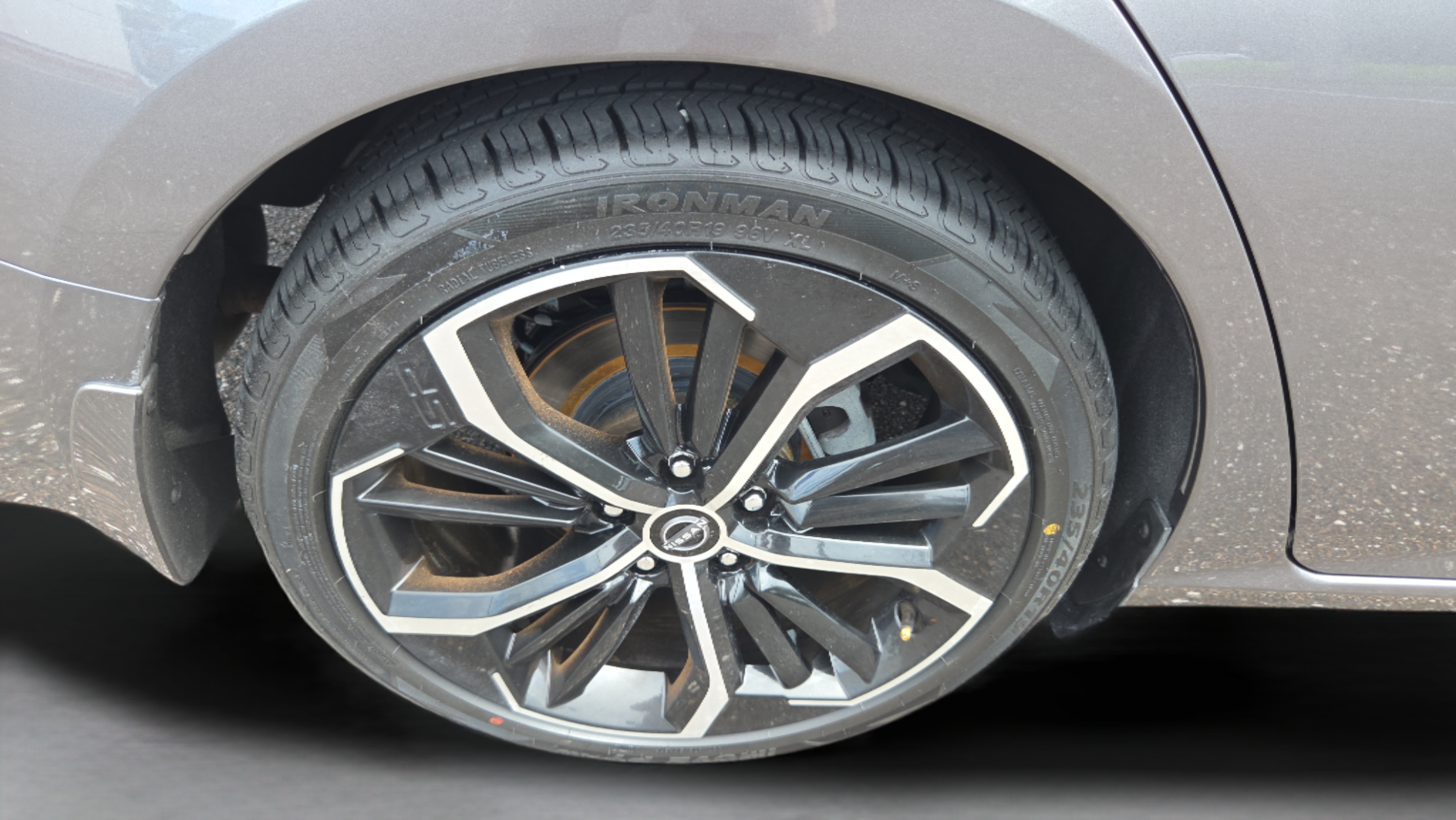 Used 2023 Nissan Altima 2.5 SR FWD image 34