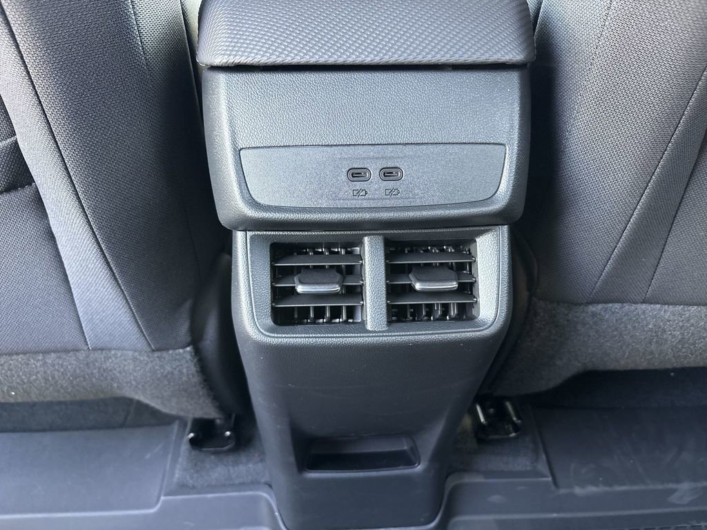 New 2026 Chevrolet Equinox LT w/ Safety and Technology Package FWD image 22