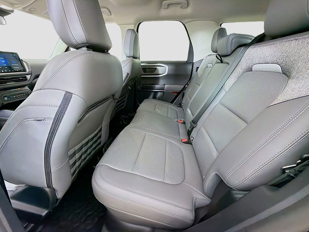 Used 2025 Ford Bronco Sport Badlands image 22