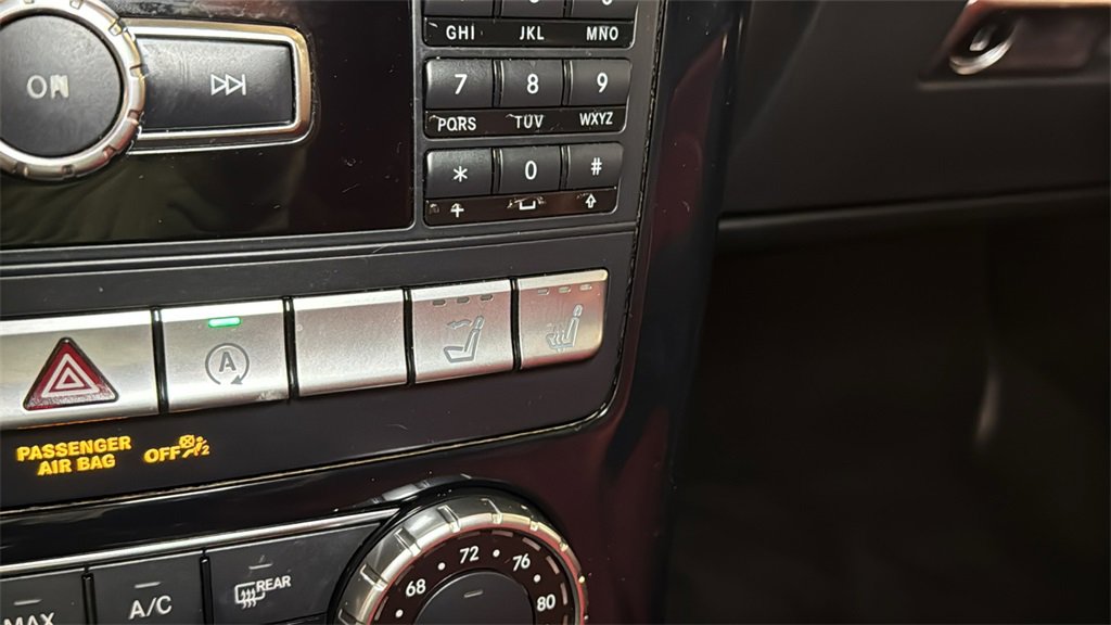 Used 2015 Mercedes-Benz SLK 350 image 25