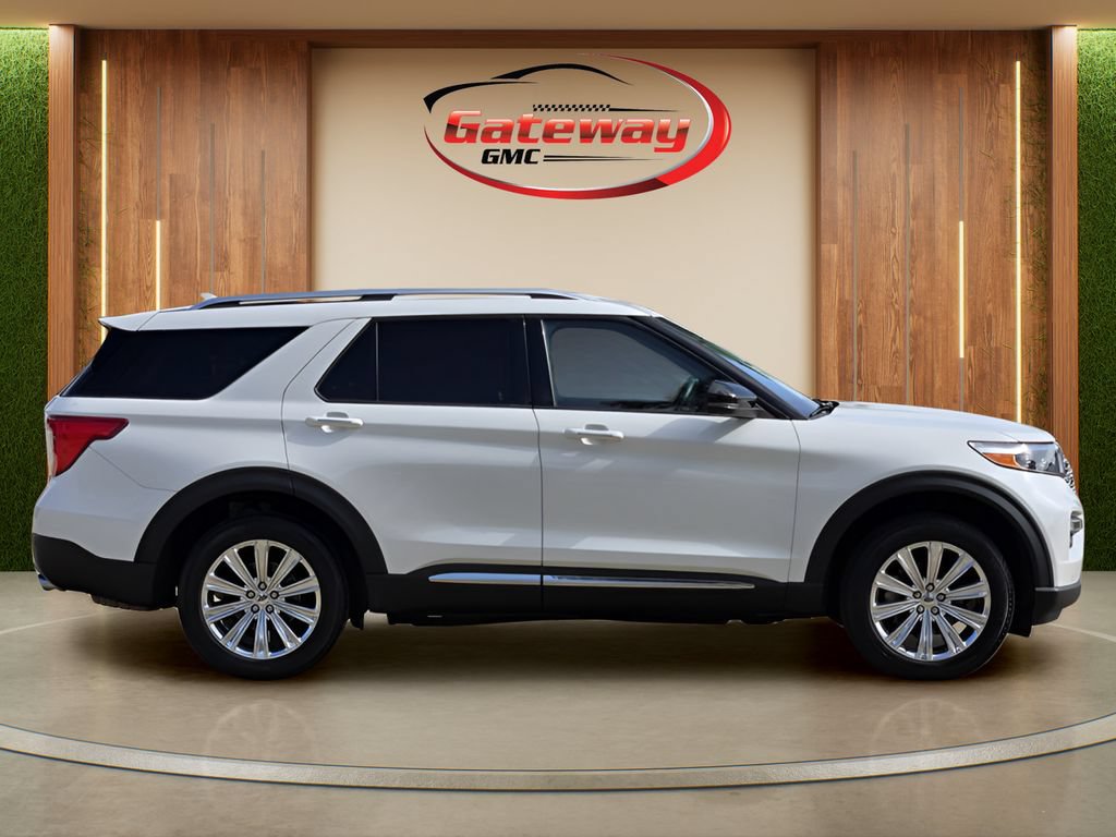 Used 2022 Ford Explorer Limited w/ Limited Technology Package AWD/4WD image 4