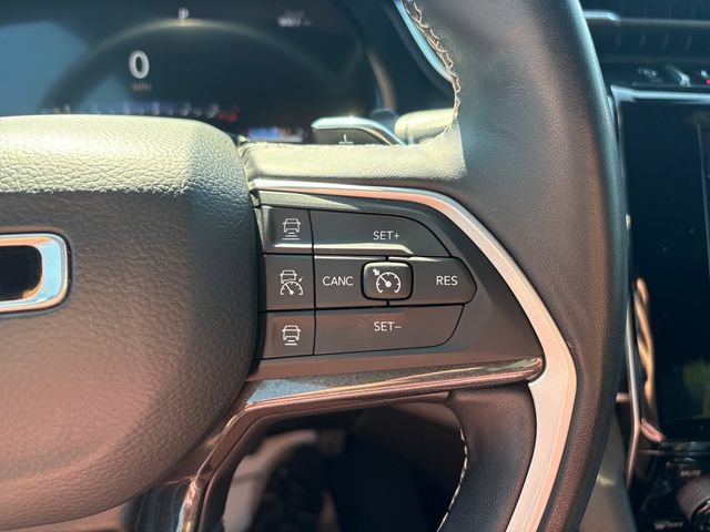 Used 2022 Jeep Grand Cherokee L Laredo AWD/4WD image 12