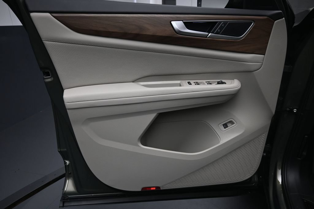New 2026 Volkswagen Atlas SE FWD image 20