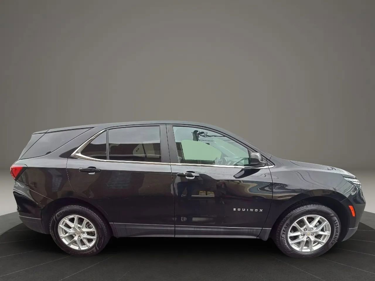 Used 2022 Chevrolet Equinox LT image 4