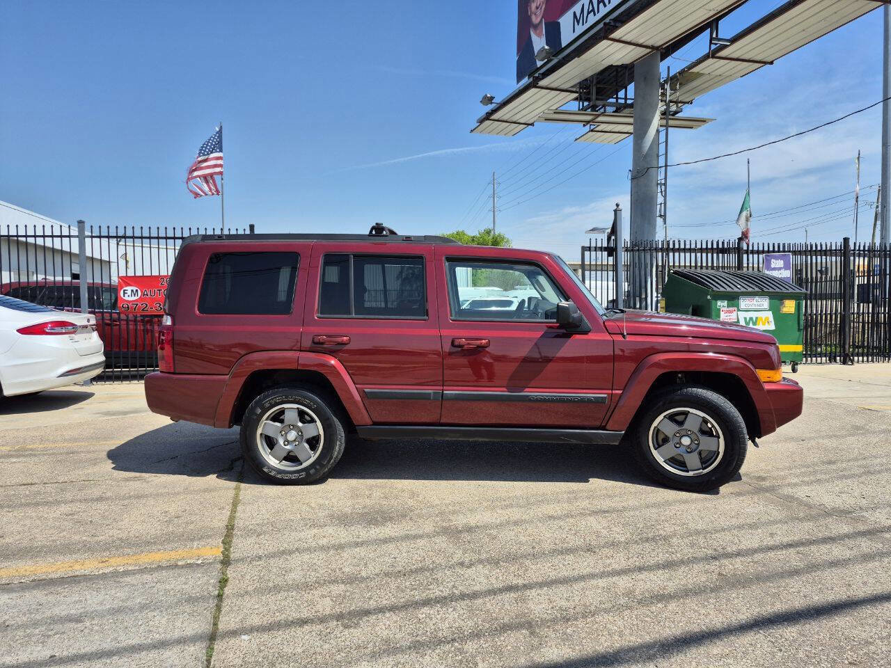 Used 2008 Jeep Commander Sport image 6