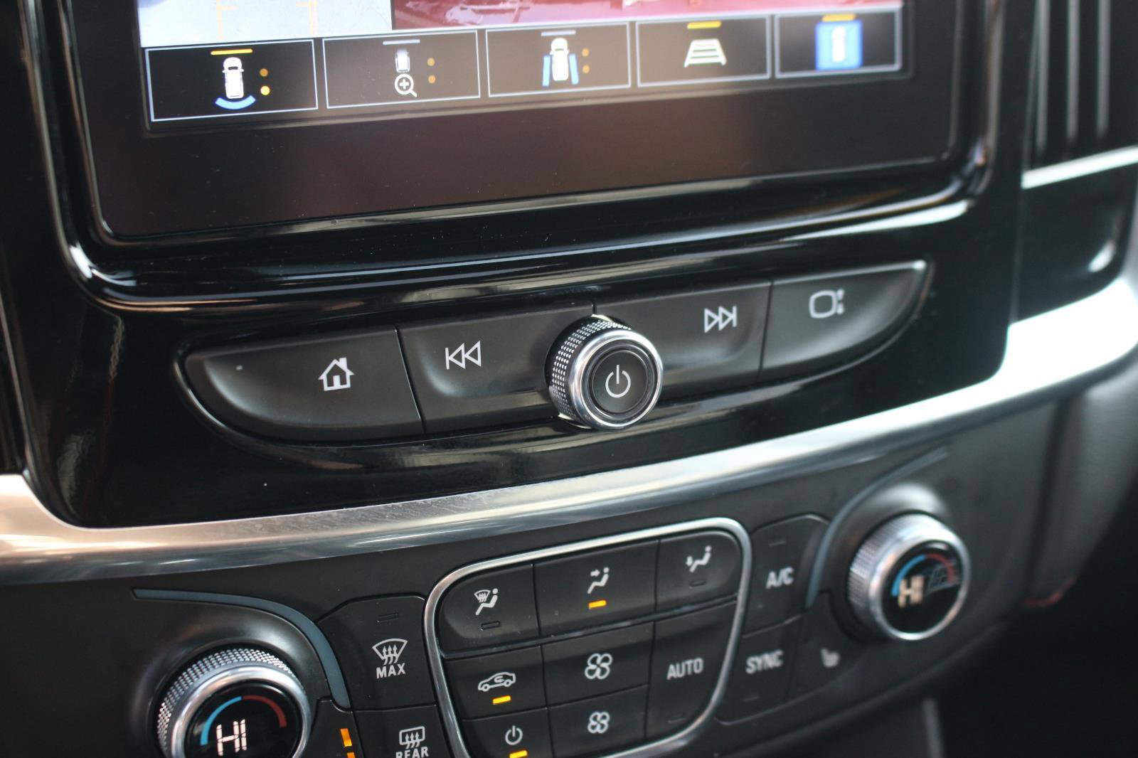 Used 2024 Chevrolet Traverse RS w/ LPO, Floor Liner Package image 27