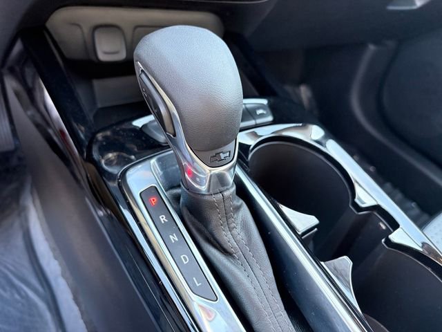 Used 2025 Chevrolet Trax LT FWD image 22