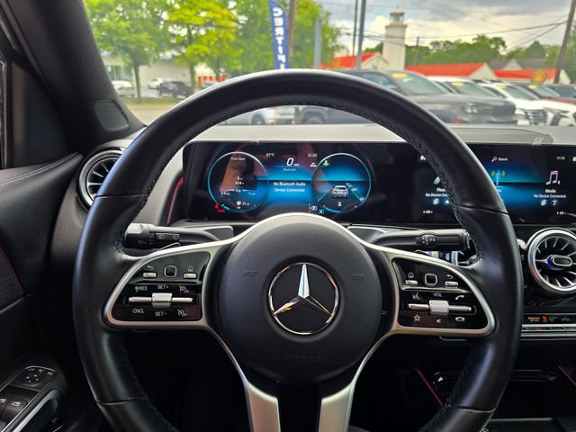 Used 2023 Mercedes-Benz GLB 250 4MATIC image 12
