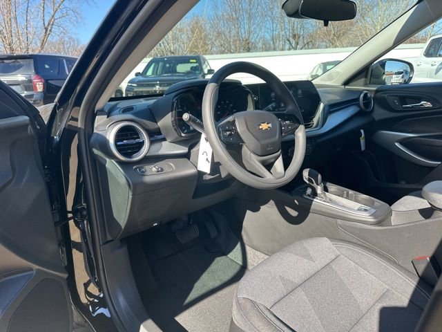 New 2026 Chevrolet Trax LS w/ LS Convenience Package image 13