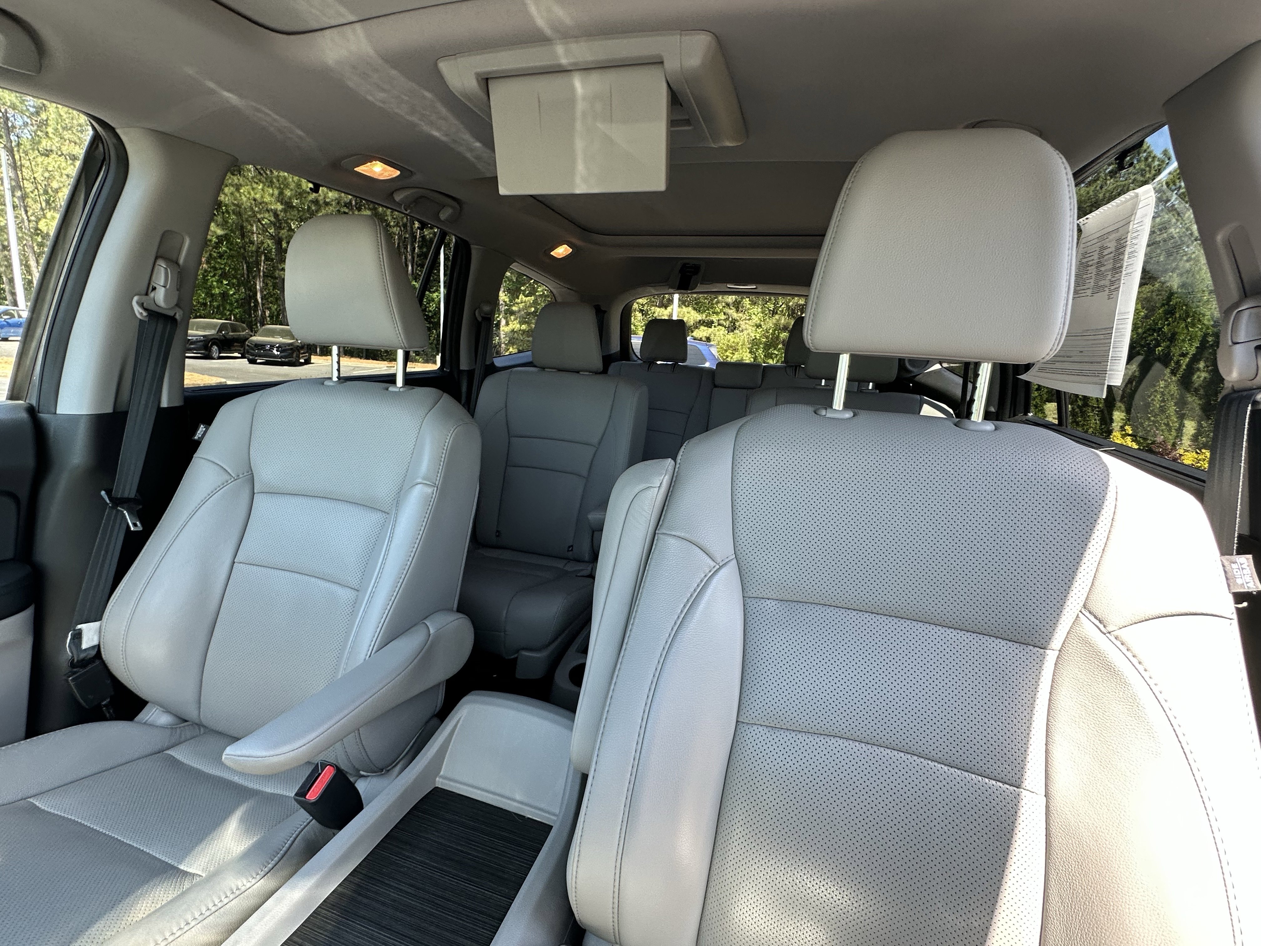 Used 2017 Honda Pilot Elite image 8