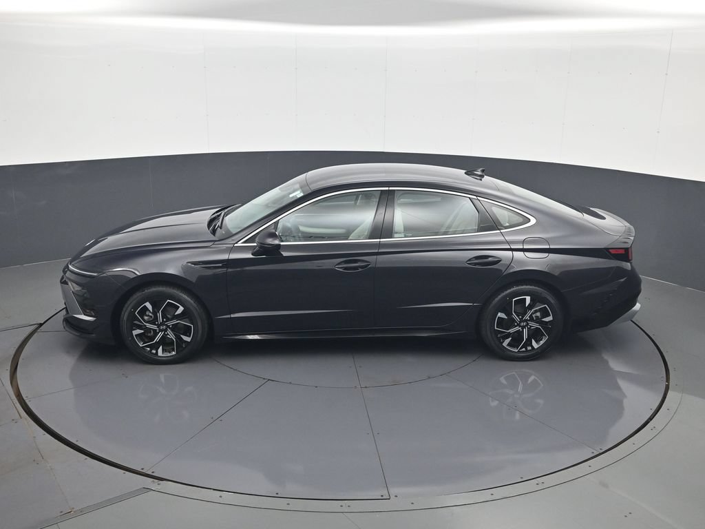 Certified 2024 Hyundai Sonata SEL FWD image 21