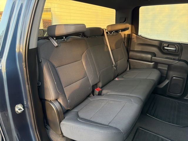 Used 2020 Chevrolet Silverado 1500 Custom w/ Custom Value Package image 11