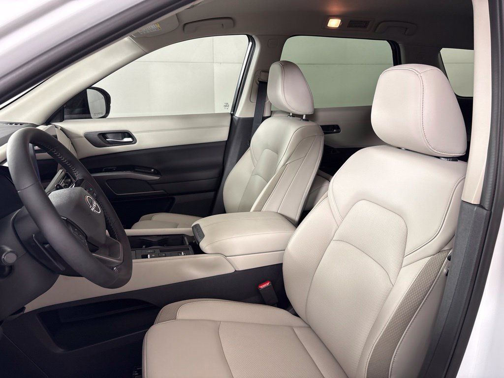 New 2026 Nissan Pathfinder SL FWD image 27