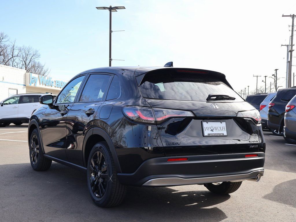 New 2026 Honda HR-V Sport image 5