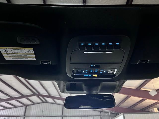 Used 2025 Ford F250 Platinum AWD/4WD image 30