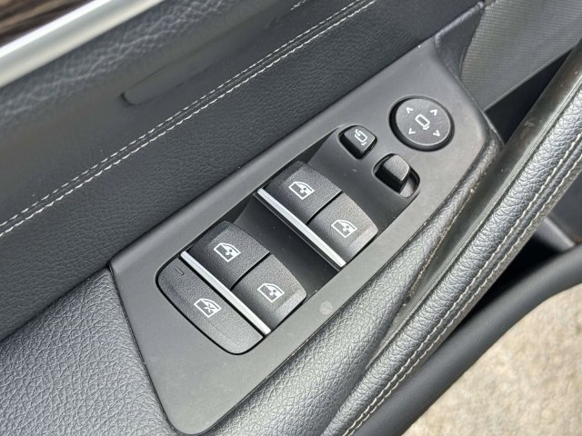Used 2023 BMW 530i xDrive w/ Premium Package AWD/4WD image 22