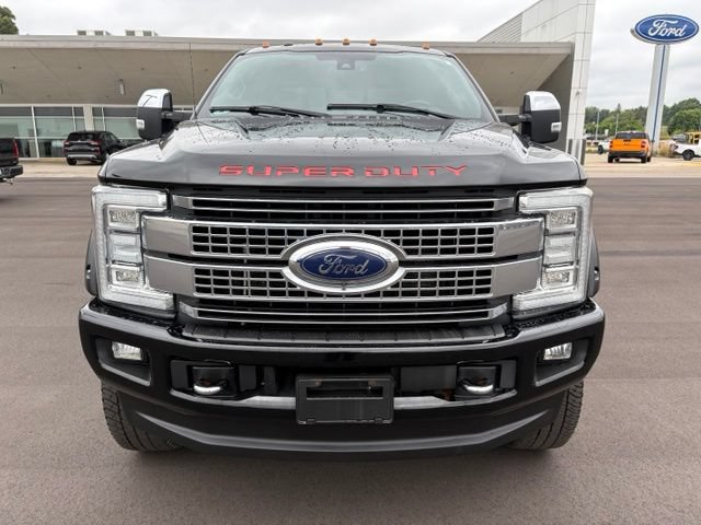 Used 2017 Ford F250 Platinum w/ Platinum Ultimate Package AWD/4WD image 11