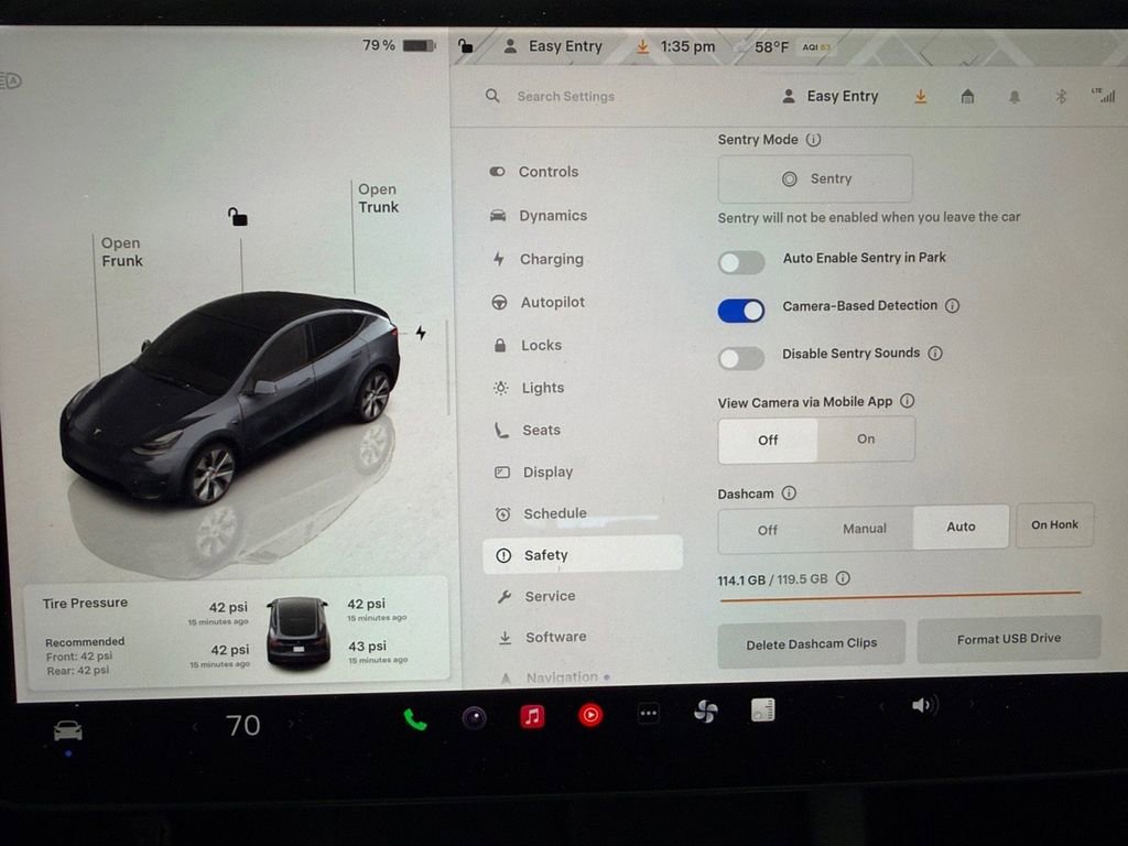 Used 2022 Tesla Model Y Long Range image 51