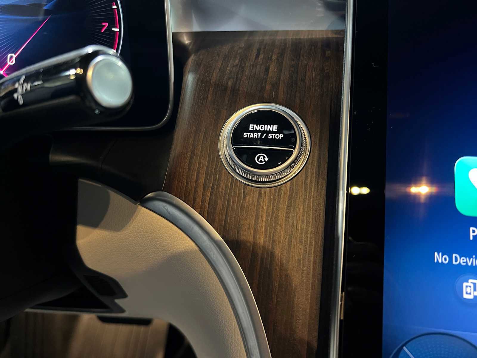 Certified 2025 Mercedes-Benz GLC 300 4MATIC image 32