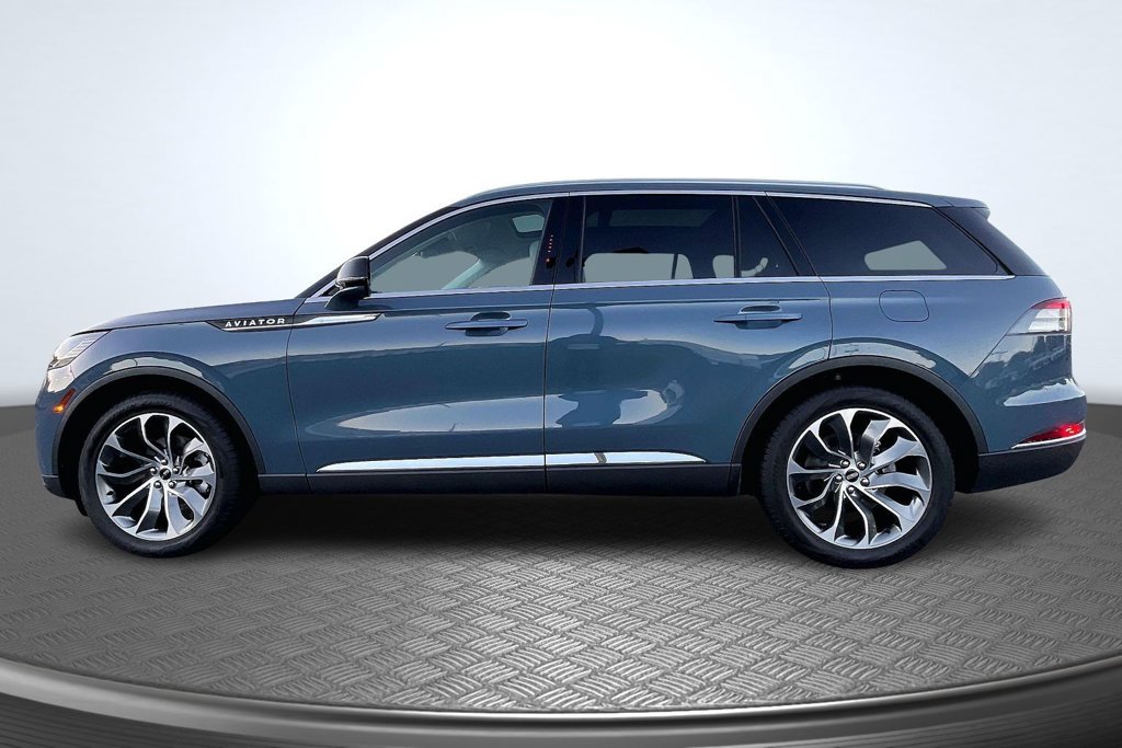 Used 2026 Lincoln Aviator Reserve w/ Luxury Package RWD image 8