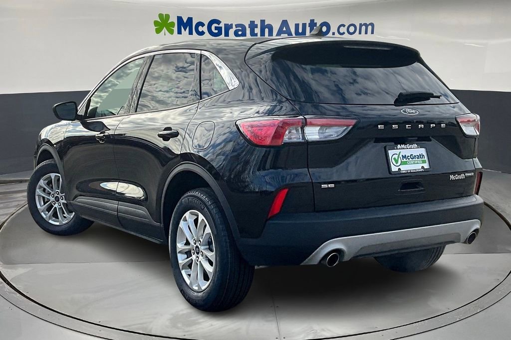 Used 2022 Ford Escape SE image 4