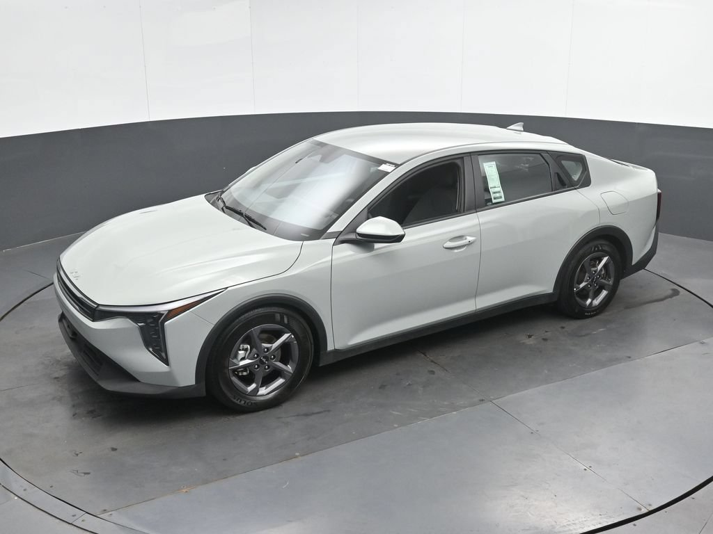 Used 2025 Kia K4 FWD image 35