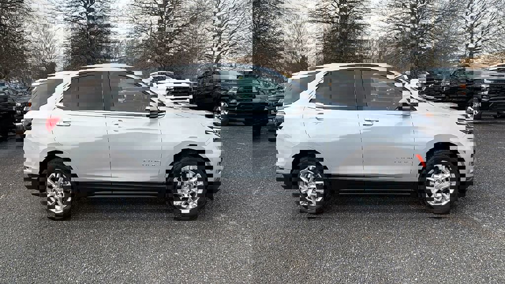 Used 2022 Chevrolet Equinox LT image 4