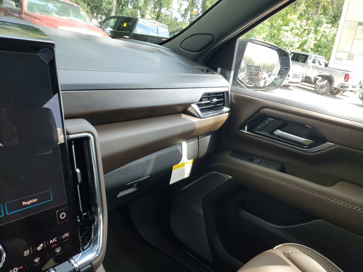 New 2026 GMC Yukon XL Denali Ultimate AWD/4WD image 25