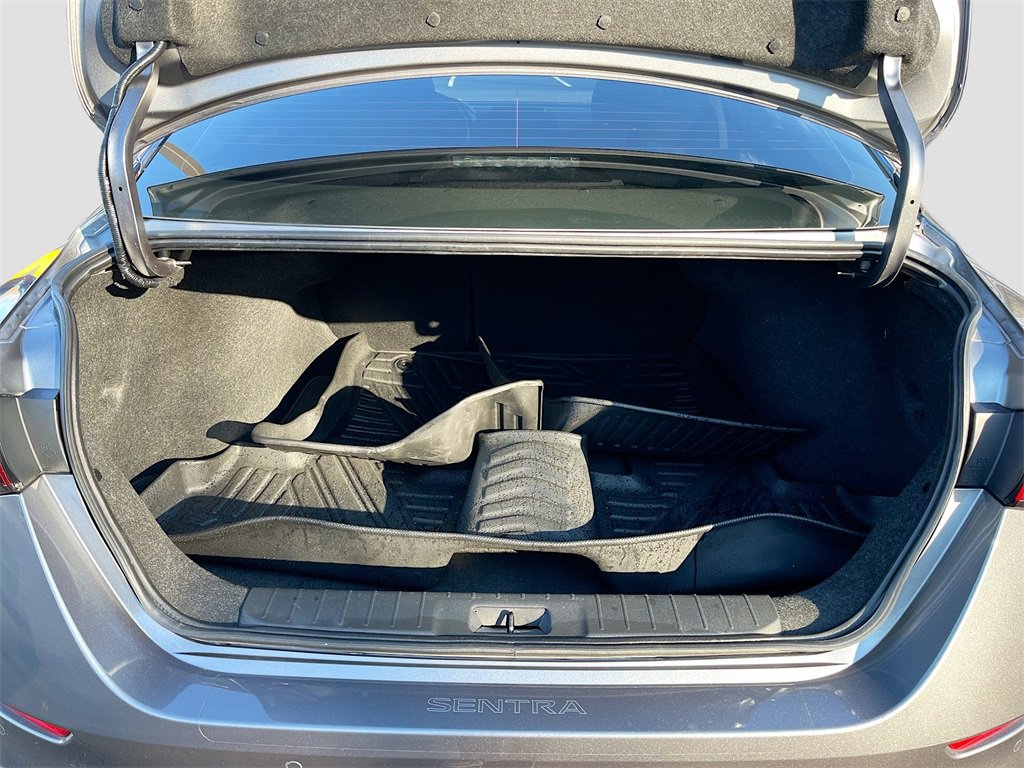 Used 2023 Nissan Sentra S image 30