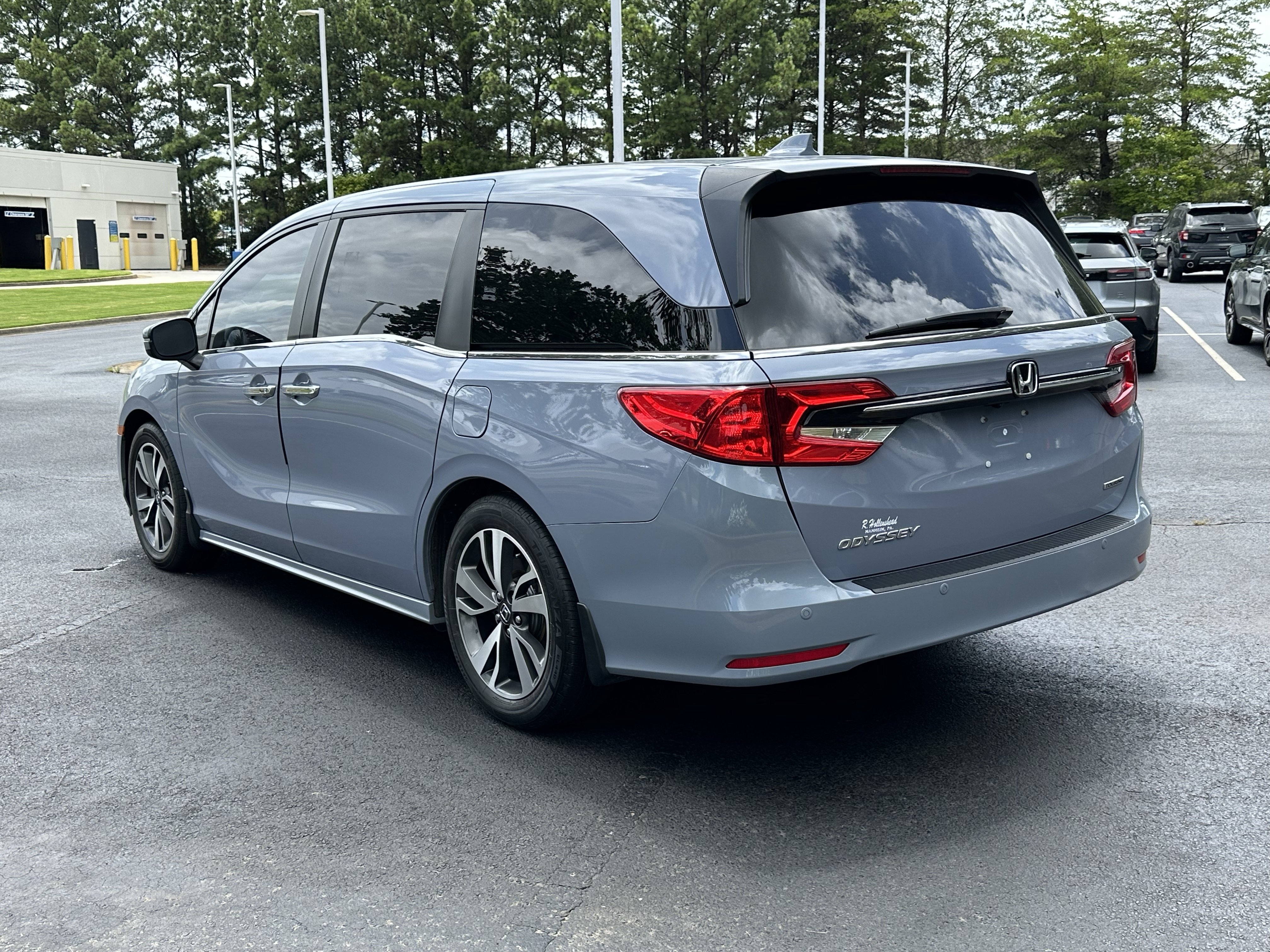 Used 2023 Honda Odyssey Touring image 11