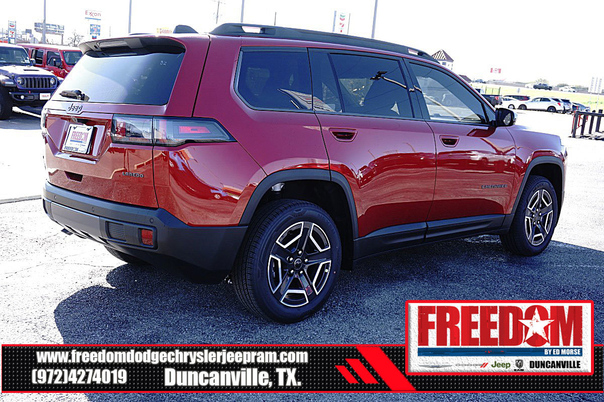 New 2026 Jeep Cherokee Laredo image 5