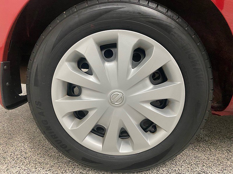 Used 2018 Nissan Versa SV image 26