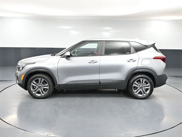 Used 2021 Kia Seltos LX image 9