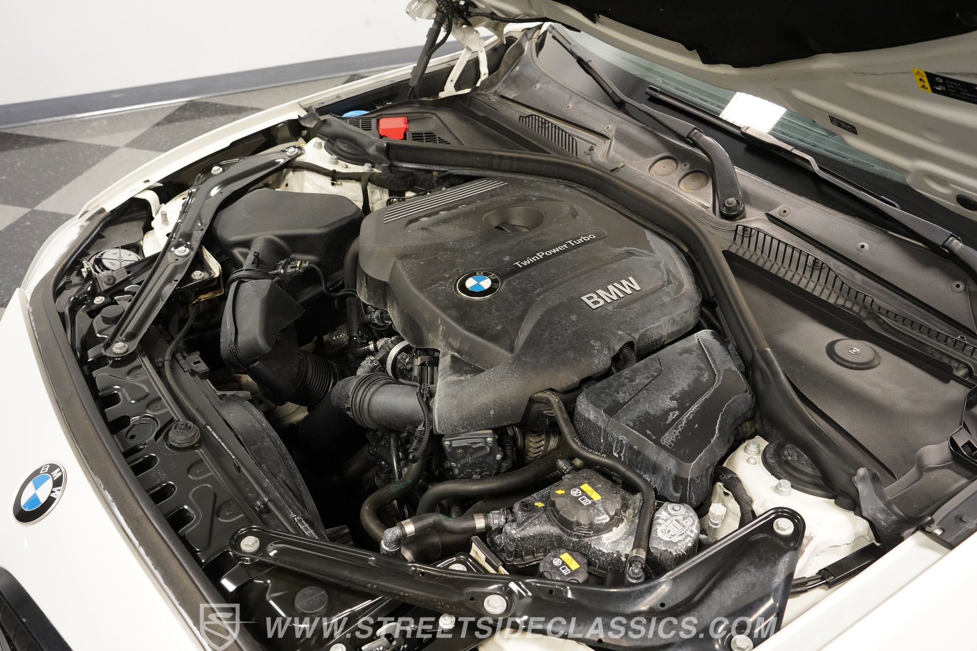 Used 2017 BMW 230i Convertible RWD image 32