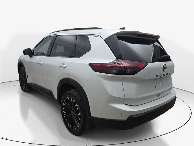 New 2027 Nissan Rogue Dark Armor FWD image 8