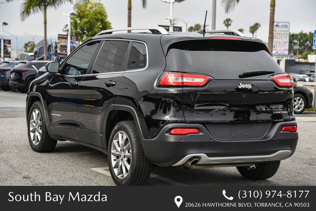 Used 2017 Jeep Cherokee Limited FWD image 8