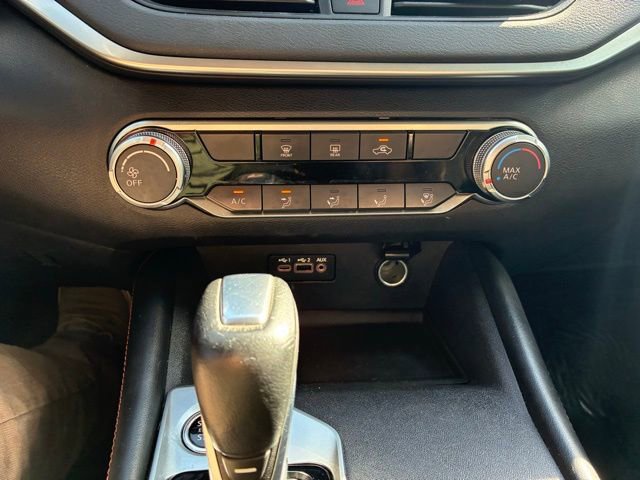 Used 2022 Nissan Altima 2.5 SR image 14