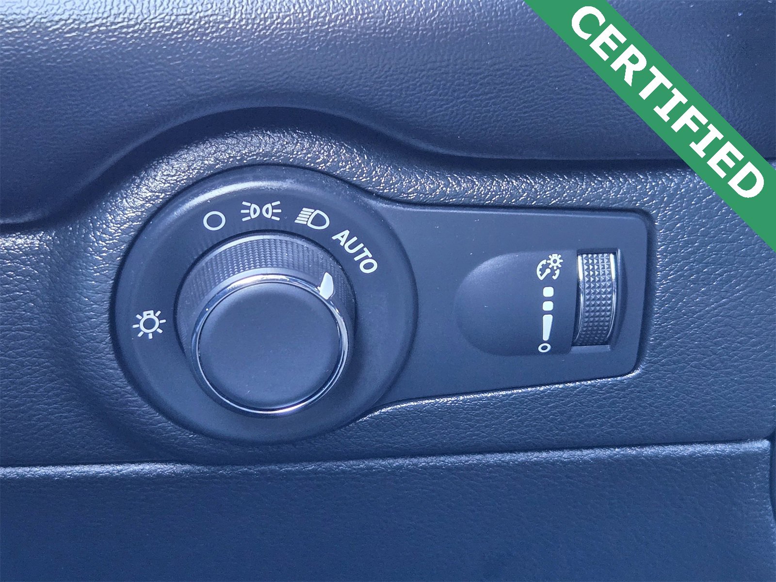 Used 2025 Dodge Durango R/T image 21