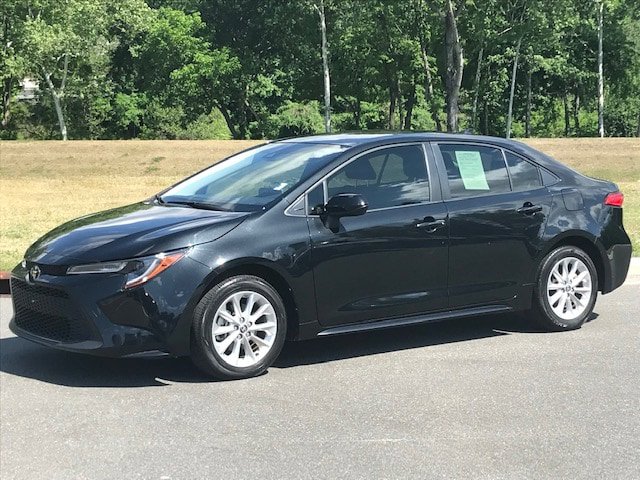 Used 2021 Toyota Corolla LE w/ LE Convenience Package FWD image 1