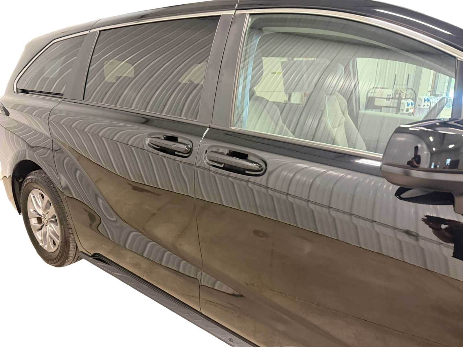 Certified 2026 Toyota Sienna LE AWD/4WD image 11
