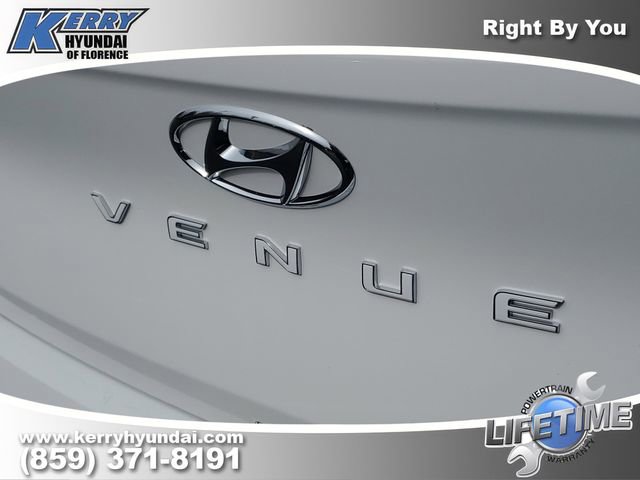New 2026 Hyundai Venue SE image 7