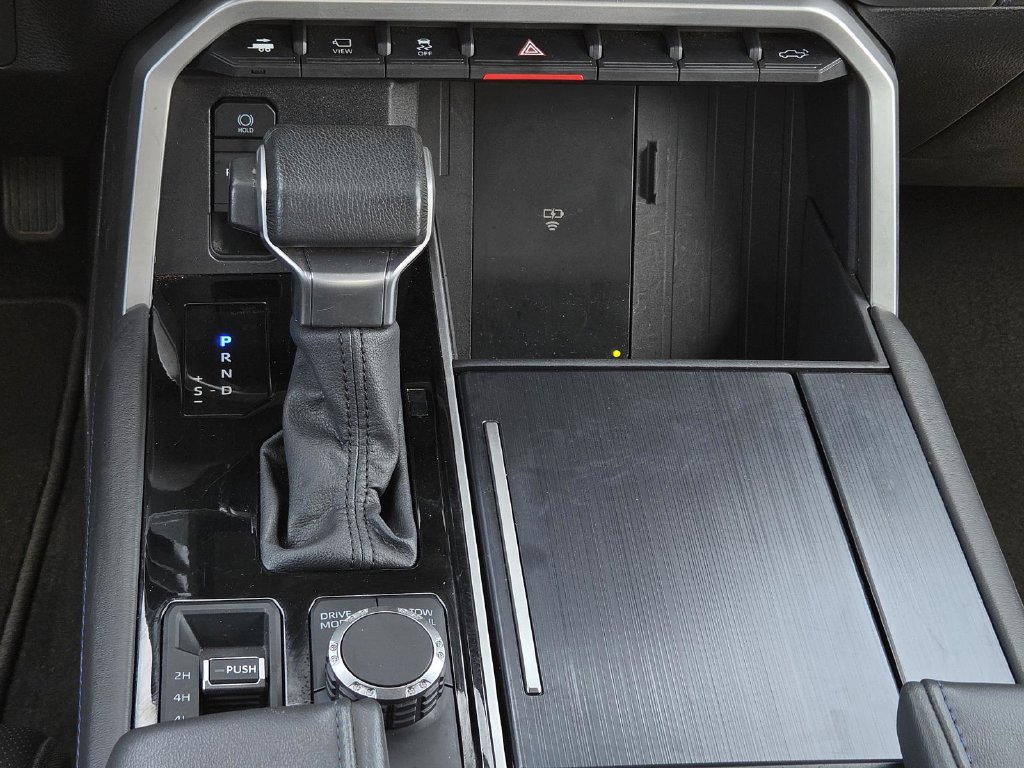 Used 2025 Toyota Tundra Platinum AWD/4WD image 29