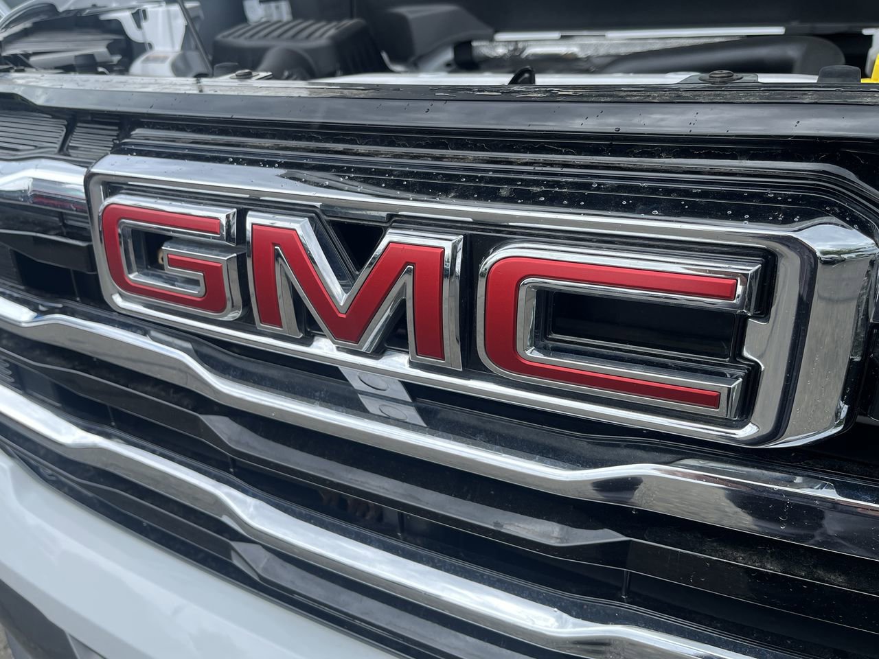 Used 2025 GMC Terrain Elevation AWD/4WD image 29