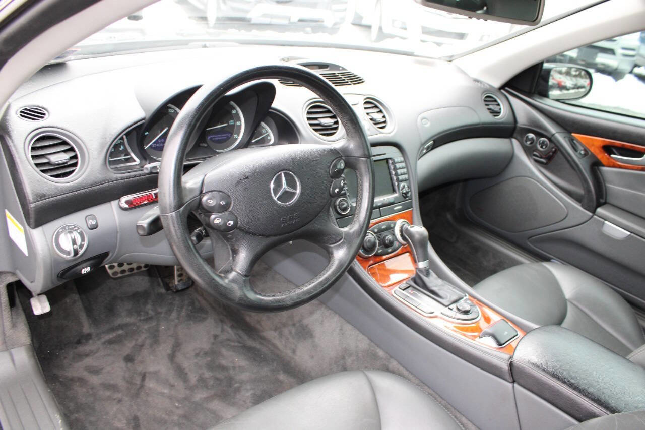 Used 2005 Mercedes-Benz SL 500 w/ AMG Sport Pkg image 21