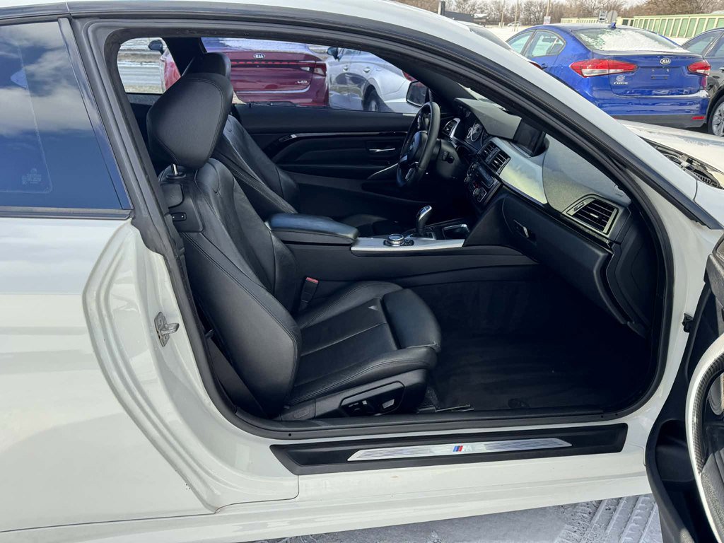 Used 2014 BMW 435i xDrive Coupe image 25